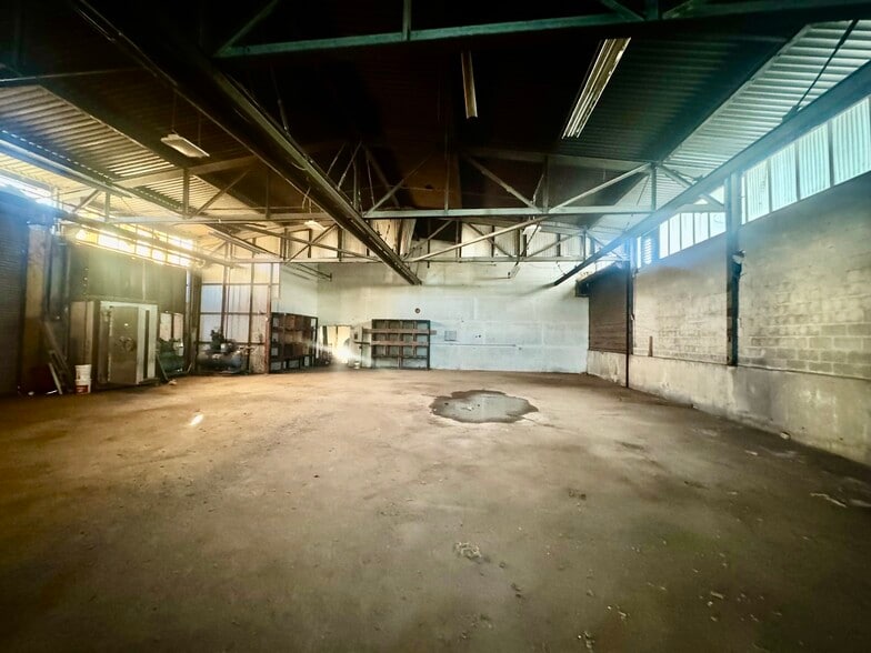 More Photos Of 420 John Fitch Blvd, South Windsor Warehouse For Sale