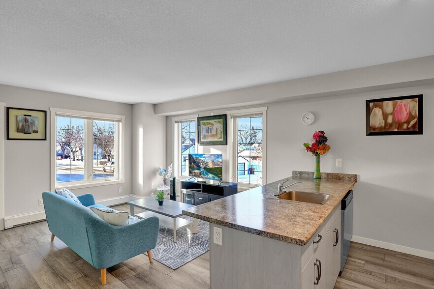 More Photos Of 1175 Pasqua St, Regina Apartments For Sale