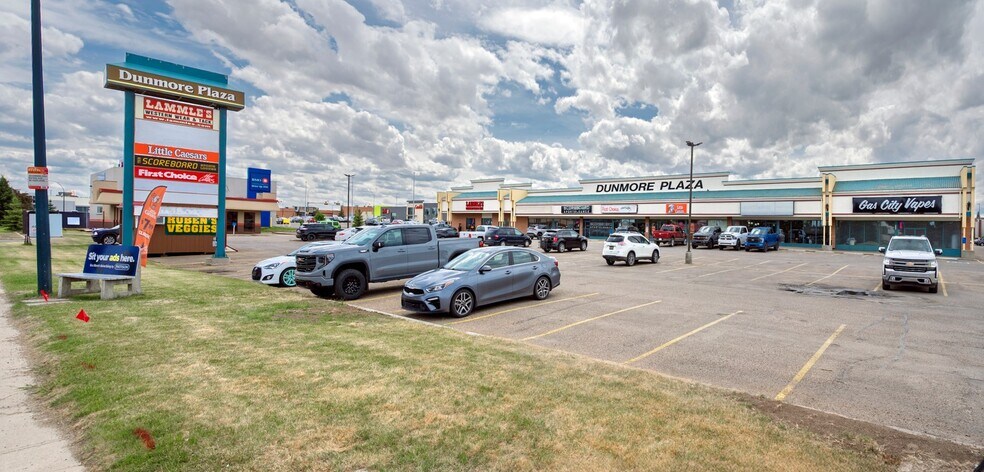 More Photos Of 3158-3202 Dunmore Rd, Medicine Hat General Retail For Lease