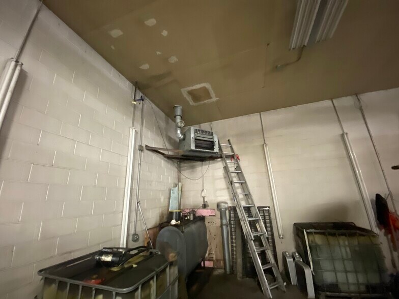 More Photos Of 2921 Walston Rd, Punxsutawney Auto Dealership For Sale