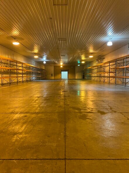 More Photos Of 310 2nd St, Boscobel Warehouse For Lease
