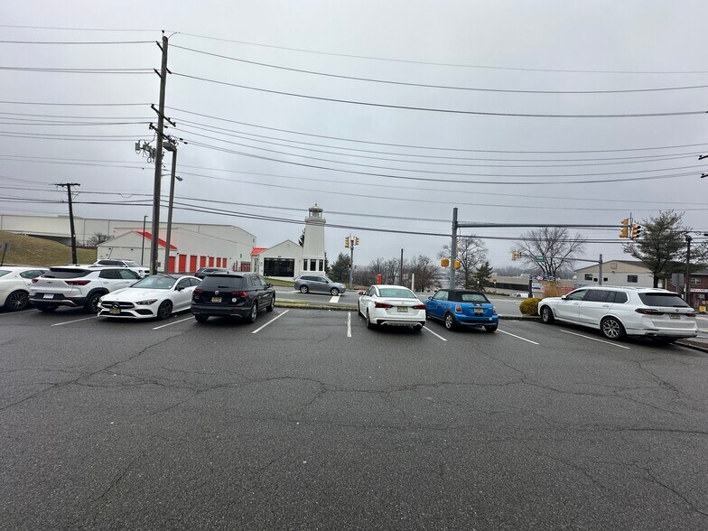 More Photos Of 281 Browertown Rd, Woodland Park Storefront Retail Office For Sale