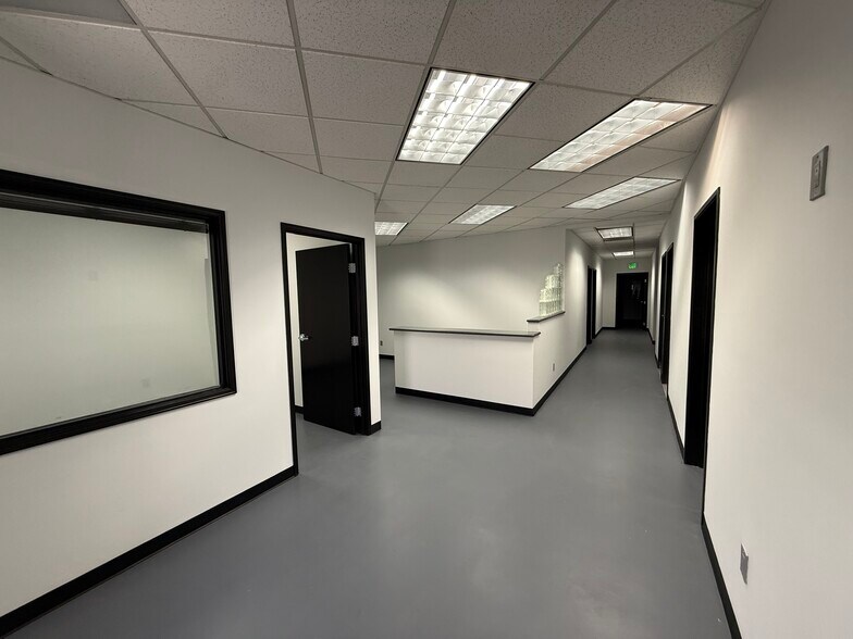 More Photos Of 4214 E La Palma Ave, Anaheim Flex For Lease