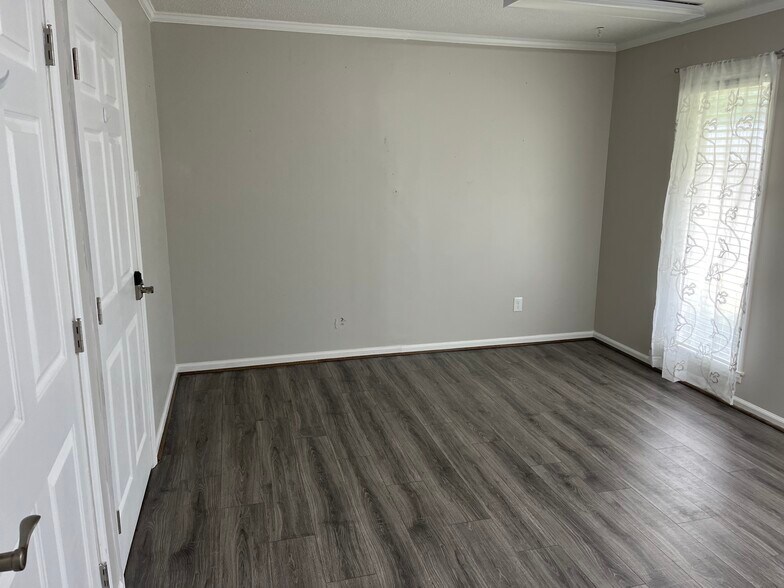 More Photos Of 2922 Audrey Dr, Gastonia Office For Lease