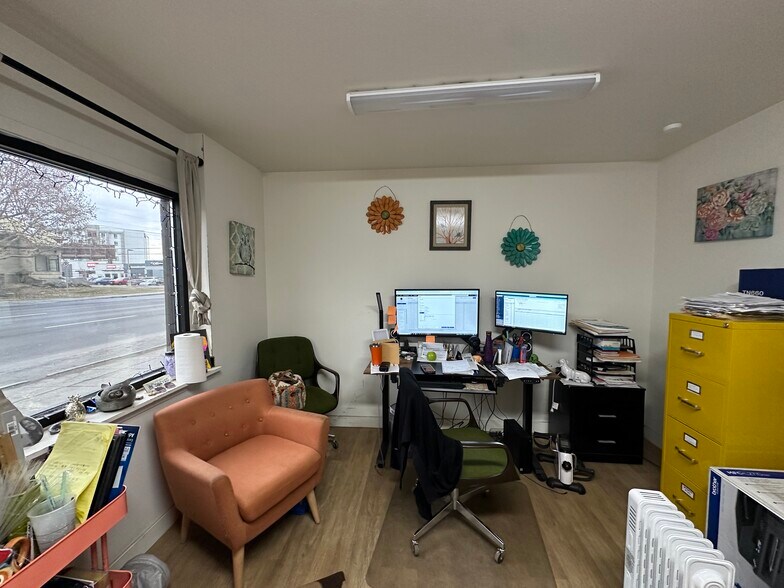 More Photos Of 1015 N Division St, Spokane Auto Repair For Lease