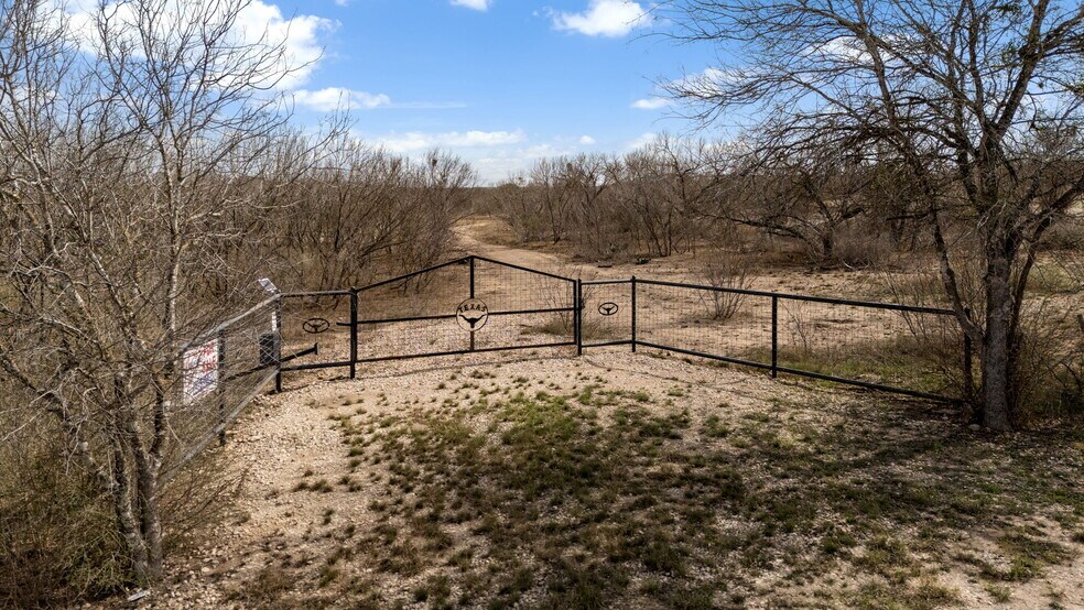 More Photos Of TBD County Road 4516, Hondo Land For Sale