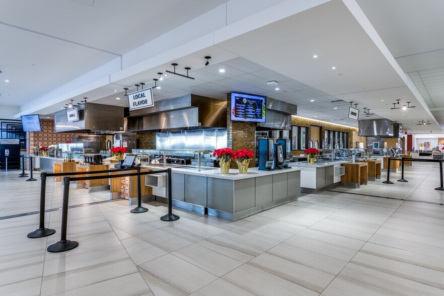 More Photos Of 7900 Windrose Ave, Plano Office For Lease