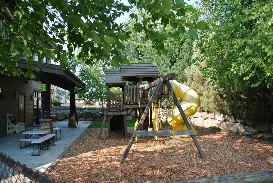 More Photos Of 8680 N Wayne Dr, Hayden Office For Sale