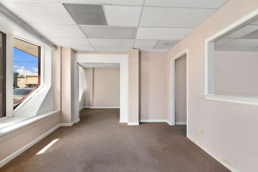 More Photos Of 409 Center St, Yuba City Storefront Retail Office For Lease