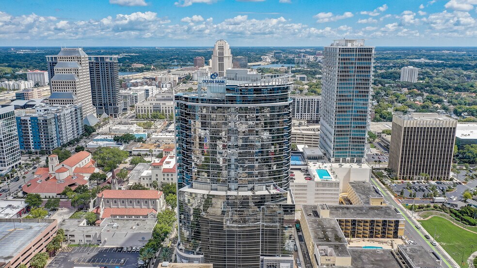 More Photos Of 111 N Magnolia Ave, Orlando Office For Lease