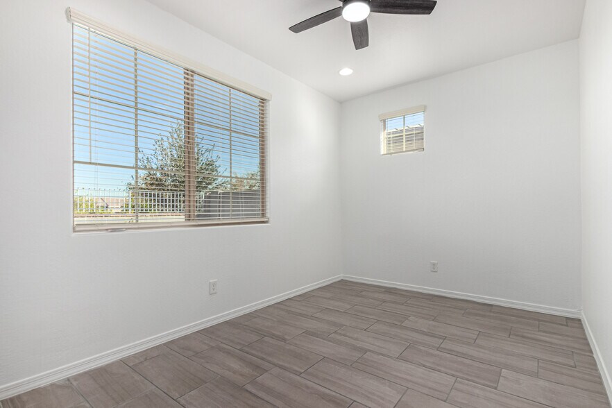 More Photos Of 10838 W San Juan Ave, Phoenix Healthcare For Sale