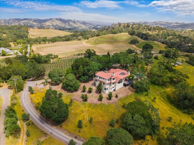 More Photos Of 13404 Flora Ranch Rd, Healdsburg Winery Vineyard For Sale