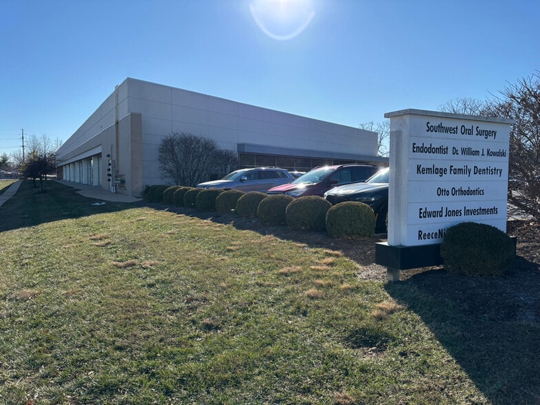 Primary Photo Of 1560-1588 Smizer Station Rd, Fenton Medical For Lease