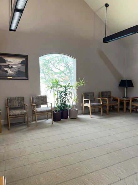 More Photos Of 4181 Holiday St NW, North Canton Office For Sale