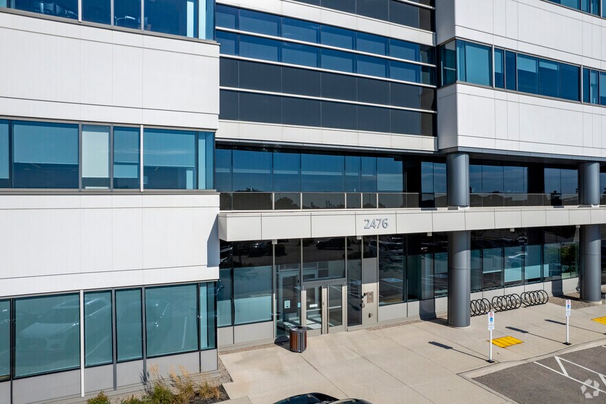 More Photos Of 2476 Argentia Rd, Mississauga Office For Lease