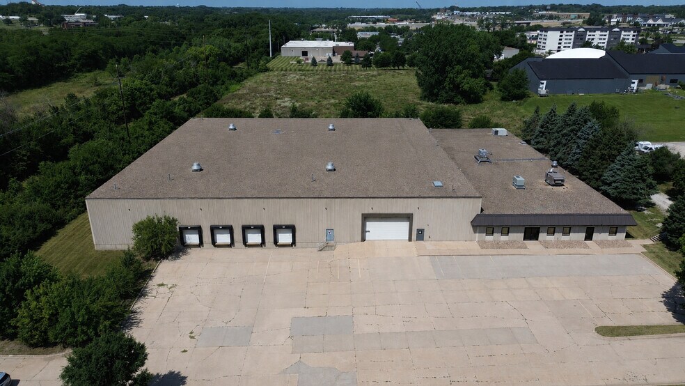 Primary Photo Of 2134 NW 108th St, Clive Warehouse For Lease