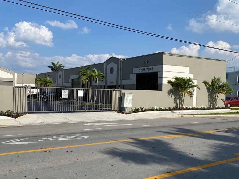 More Photos Of 7525-7547 W 24th Ave, Hialeah Industrial For Lease