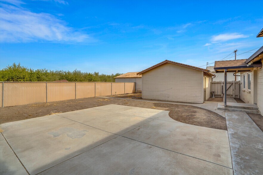 More Photos Of 21549 E River Rd, Escalon Land For Sale