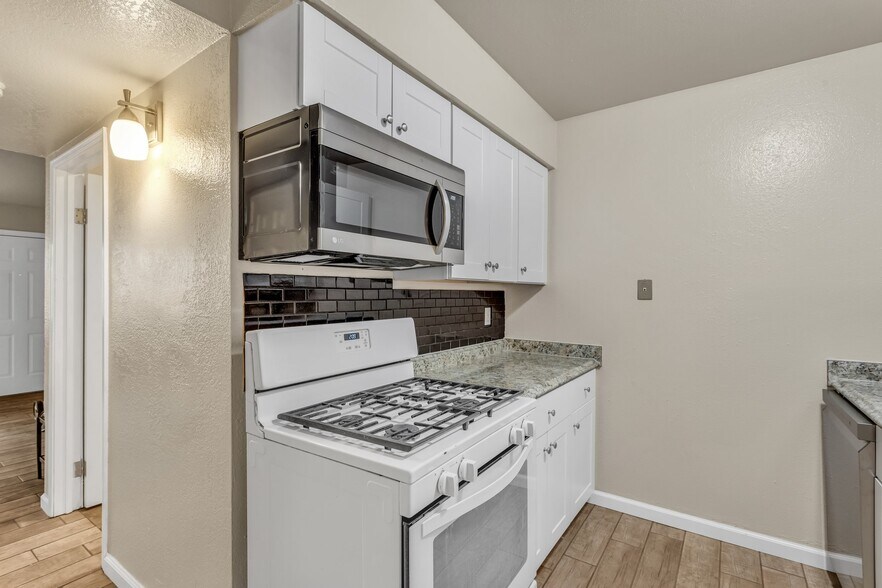 More Photos Of 10273 Mills Station Rd, Rancho Cordova Apartments For Sale