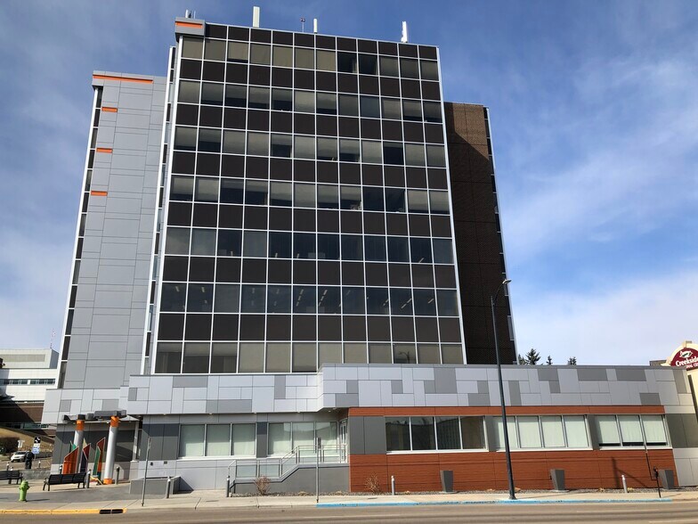 More Photos Of 5010 43rd St, Red Deer Office For Lease