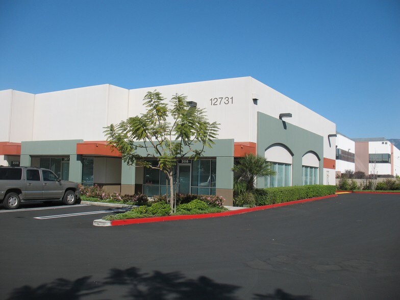 More Photos Of 12711 Ramona Blvd, Baldwin Park Warehouse For Lease