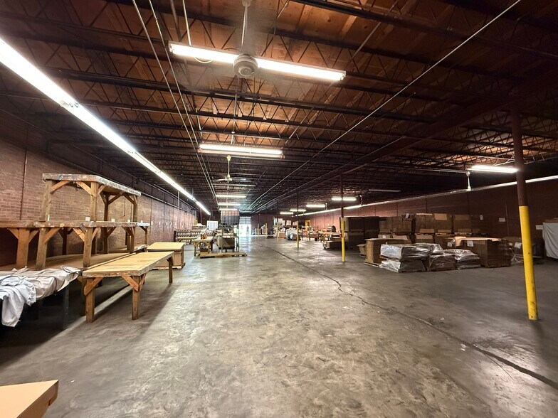 More Photos Of 108 Pennsylvania Ave, Greer Light Distribution For Sale