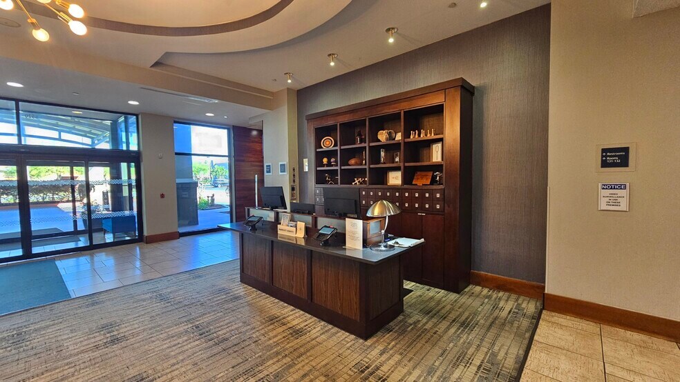 More Photos Of 8520 Baymeadows Rd, Jacksonville Hotel For Sale