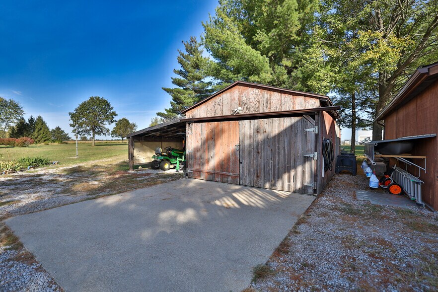 More Photos Of 3955 Blackburn Rd, Edwardsville Land For Sale