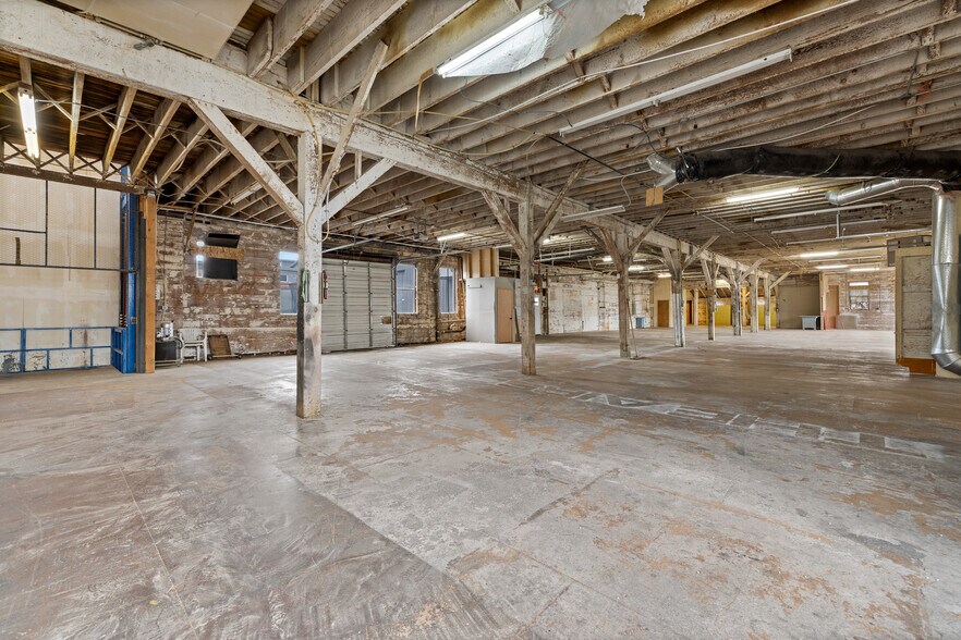 More Photos Of 1517 S Tacoma Way, Tacoma Warehouse For Sale