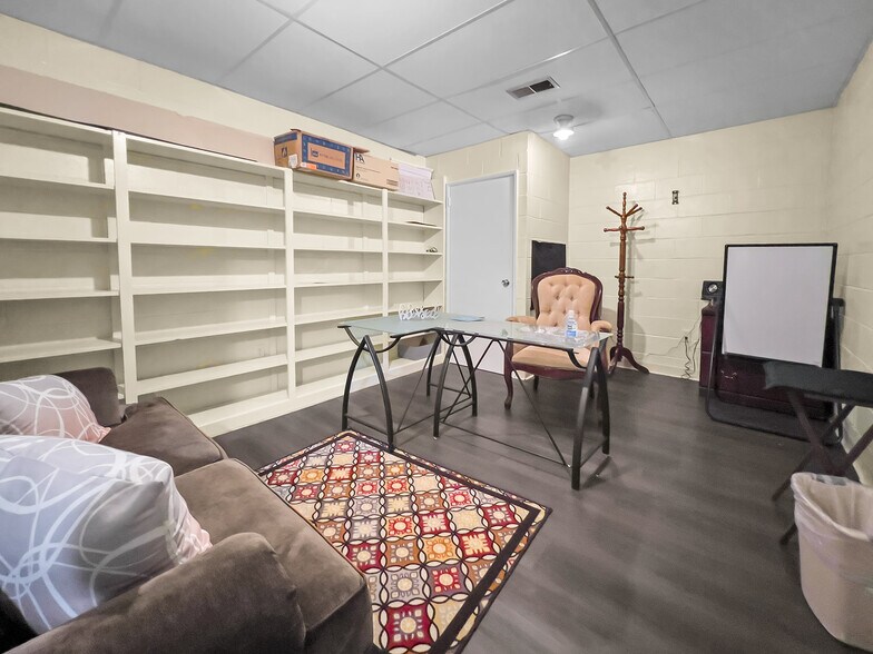 More Photos Of 6001 Buena Vista Rd, Columbus Religious Facility For Sale