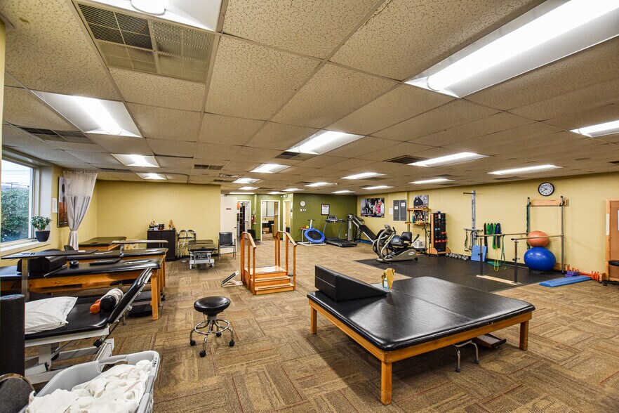 More Photos Of 1480 E 3rd St, Chattanooga Medical For Sale