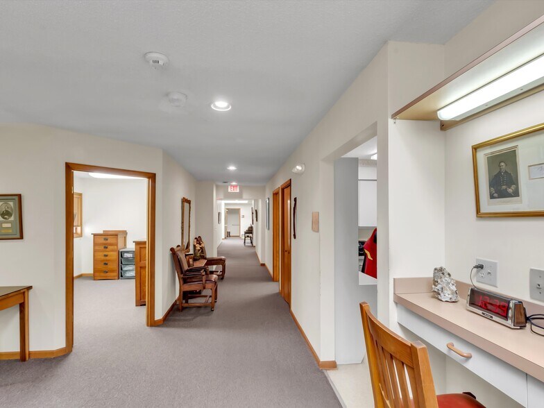 More Photos Of 540 Hospital Dr, Clyde Healthcare For Sale