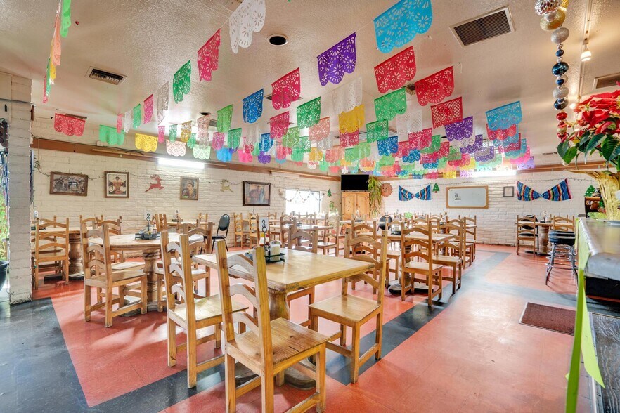 More Photos Of 4525 S Park Ave, Tucson Restaurant For Sale