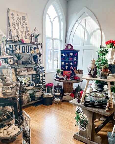 More Photos Of 205 W Main St, West Dundee Office For Sale