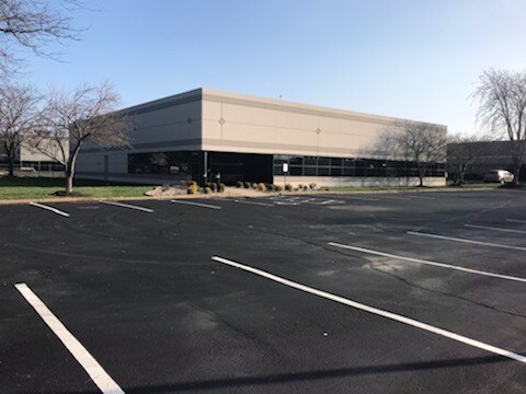 More Photos Of 3473 Rider Trail S, Earth City Office For Lease