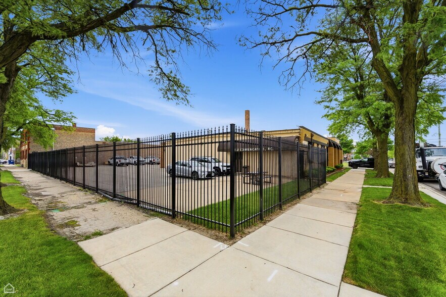 More Photos Of 6200 S Oakley Ave, Chicago Warehouse For Sale