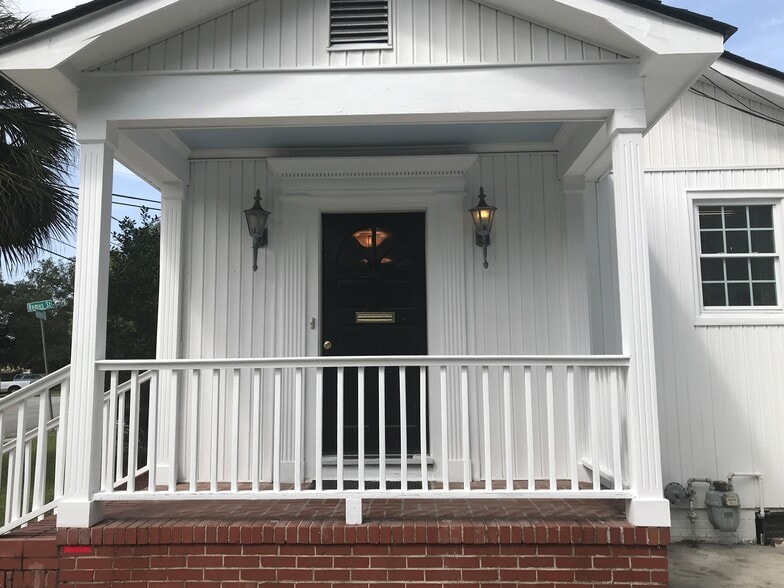 More Photos Of 2133 Dorchester Rd, North Charleston Office For Lease