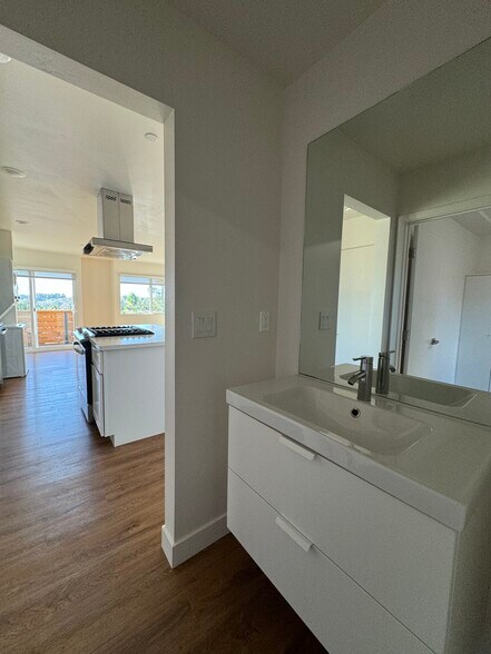 More Photos Of 4781 Cereza St, San Diego Apartments For Sale