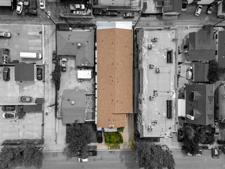 More Photos Of 300 E Garfield Ave, Glendale Apartments For Sale