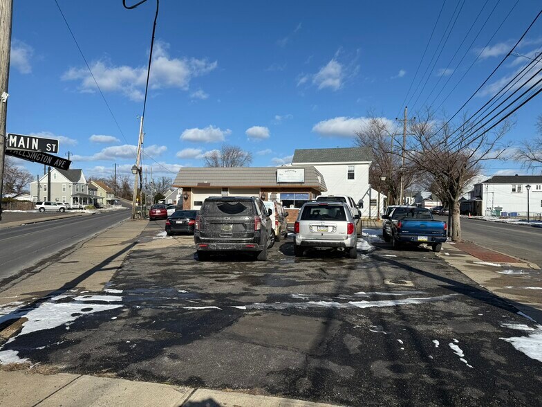 More Photos Of 291 Main St, Tullytown Auto Repair For Sale