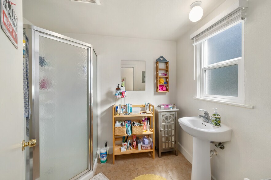 More Photos Of 364 Hathway Ave, San Luis Obispo Apartments For Sale