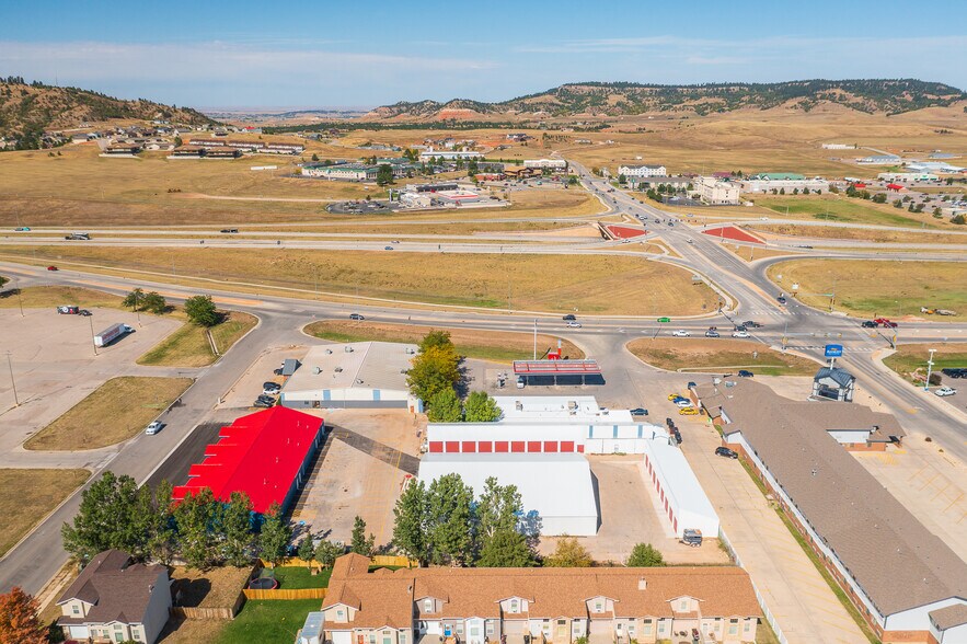 More Photos Of 320 S 26th St, Spearfish Storefront Retail Office For Sale