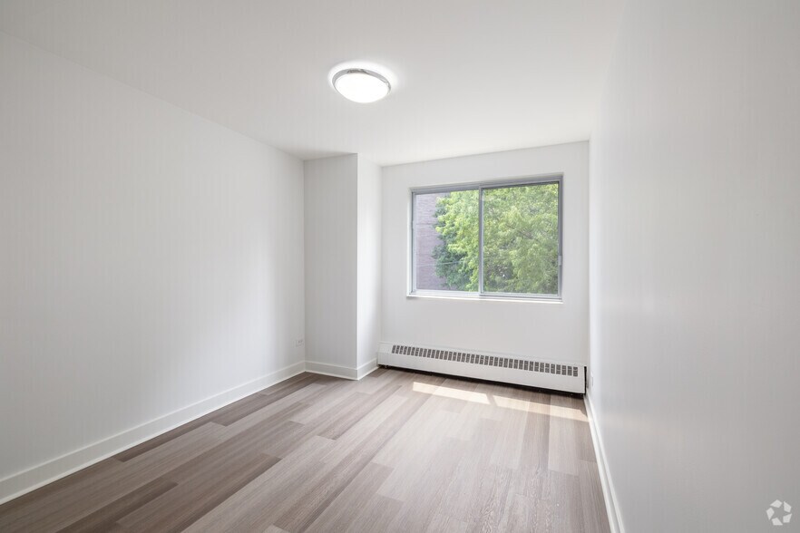 More Photos Of 1150-1160 Rue Sherbrooke E, Montréal Apartments For Lease