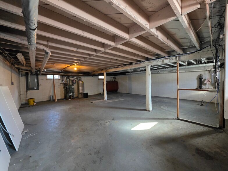 More Photos Of 420 Townline Rd, Hauppauge Office For Sale