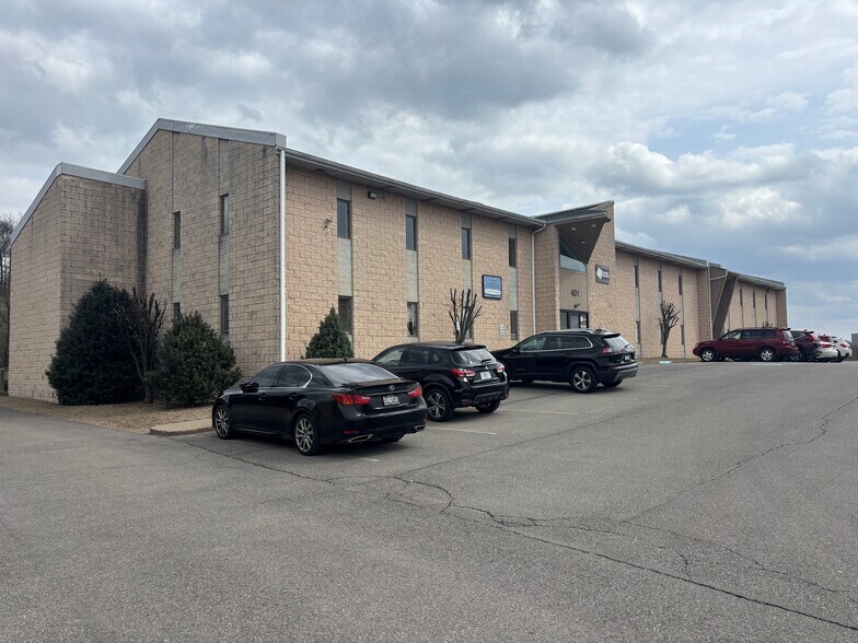 More Photos Of 401 Smith Dr, Cranberry Medical For Sale