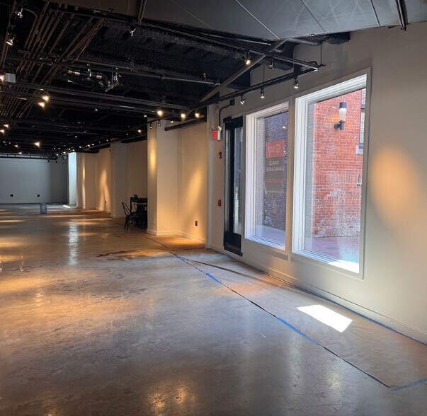 More Photos Of 38 Main St, Westport Storefront For Lease