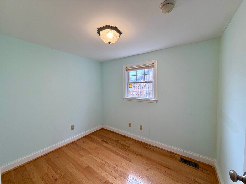 More Photos Of 1447 William St, Baltimore Apartments For Sale