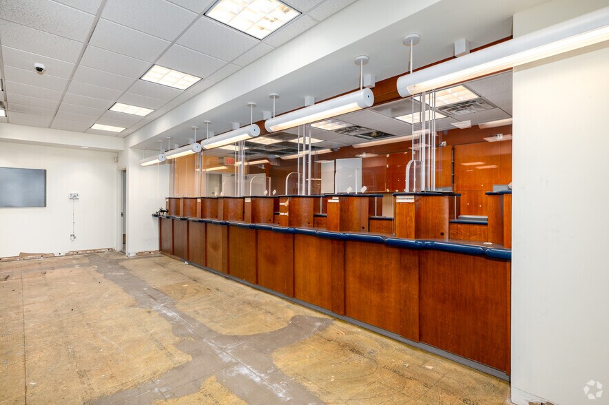 More Photos Of 4415 East West Hwy, Riverdale Bank For Sale