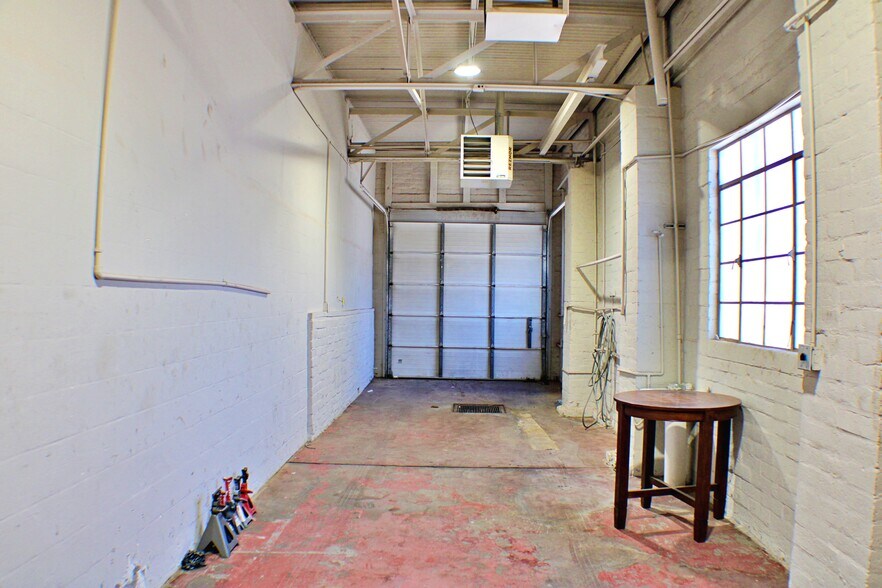 More Photos Of 1500 Wyoming Ave, El Paso Auto Repair For Lease