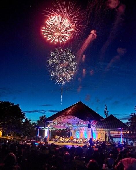 More Photos Of 620 Broad St, Saint Joseph Office For Lease